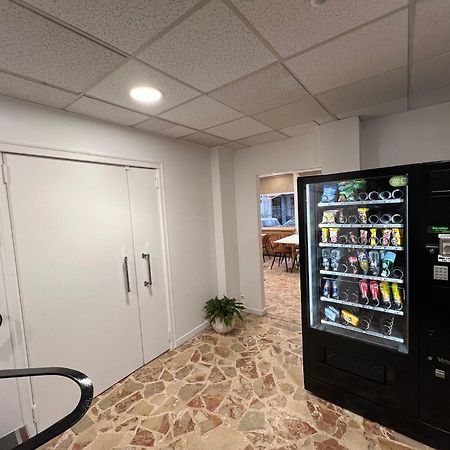 Contact Hotel Foch بُيزانكون المظهر الخارجي الصورة